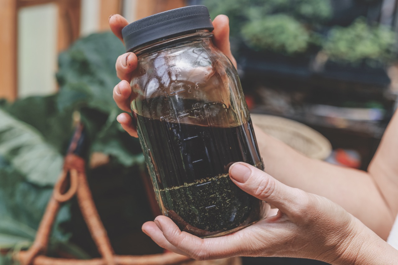 Easy Alcohol-Intermediary Method for Potent Herbal Oils