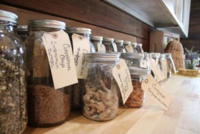 The Beginner’s Apothecary: Herbal Medicine from Your Own Kitchen