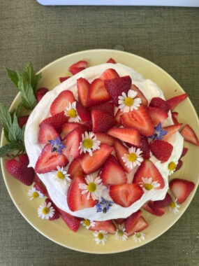 How to Make Chamomile Honey Cake with Strawberries and Blossoms